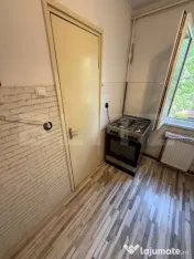 Apartament 2 camere, etaj intermediar, Gemenii, parcare, mob 