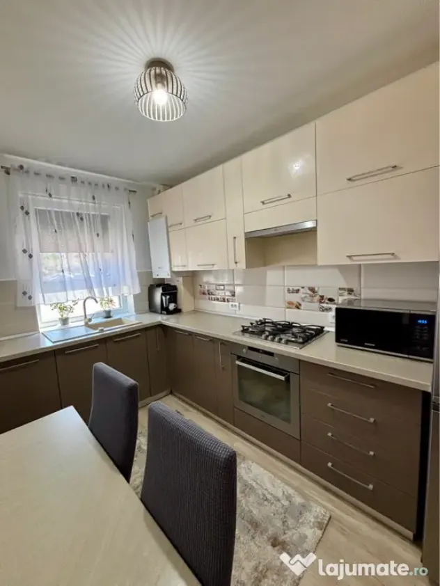 Apartament 3 camere | Grădină privată + parcare | Tractorul