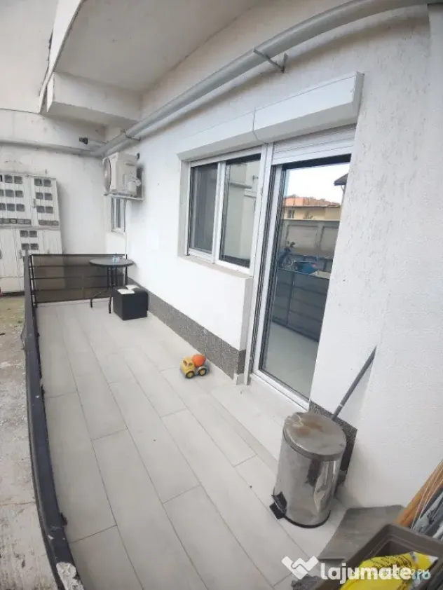 Închiriez apartament 3 camere – 83 mp utili + balcon 7 mp, Dudu
