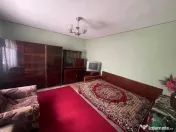 Casa parter, cu 4 camere, 140 mp, teren 1000 mp, zona Simnic