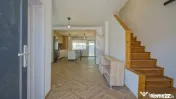 Casă de vânzare, Tărlungeni 