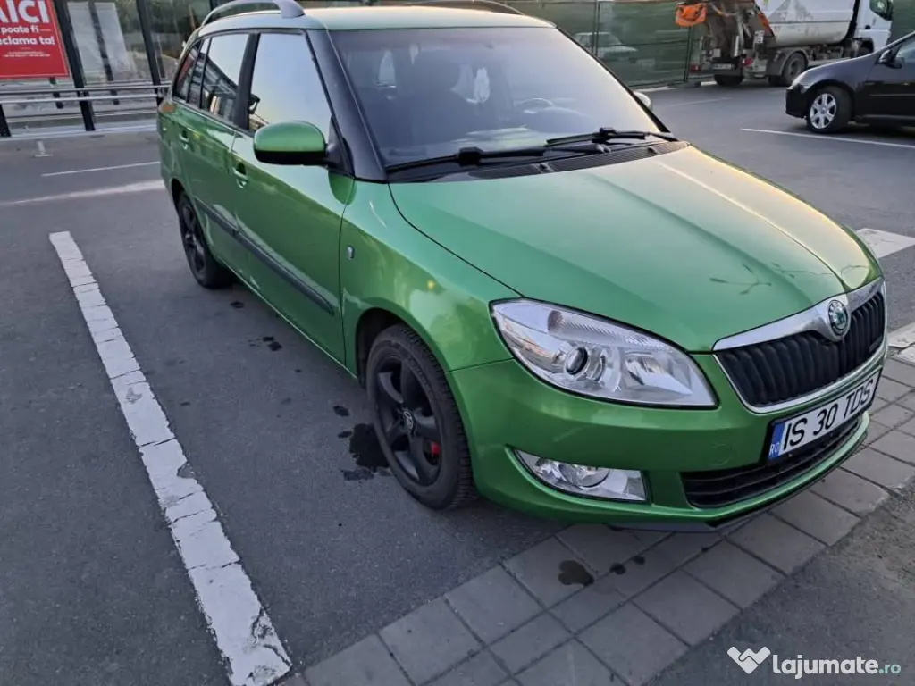 SKODA Fabia 2012 — imagine 2