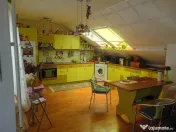 Casă cu venit din chirie, în buricul târgului – locuin? 
