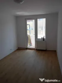 Garsoniera renovata | Balcon | zona Astra
