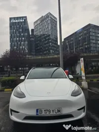 Tesla Model Y RWD 2023 | 42.486 km | Premium

Audio 