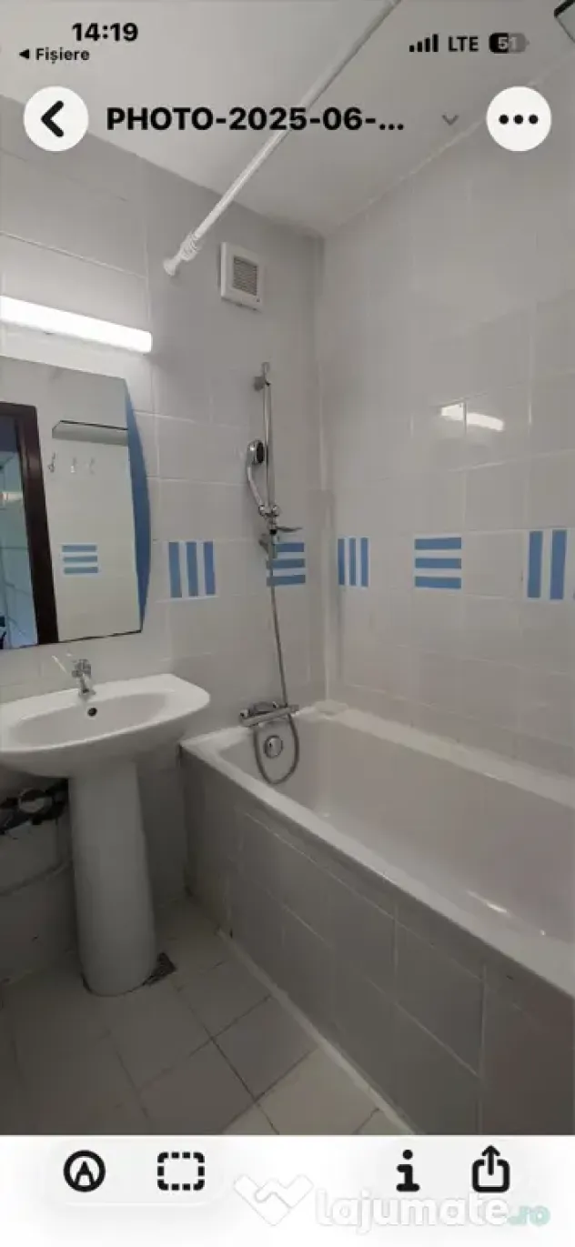 Închiriez apartament 3 camere /Valea Ialomițe.
