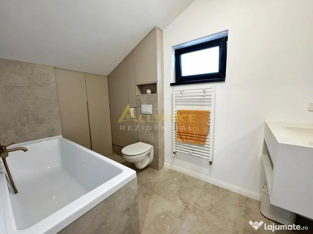 Vila individuala P M || 5 camere 2 bai || 386mp teren