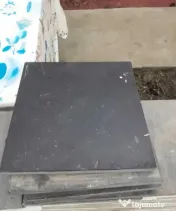 Vând marmură neagră 