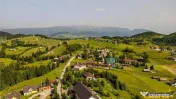 Complex turistic, privelisti picturale,apa curativa,aer pur,