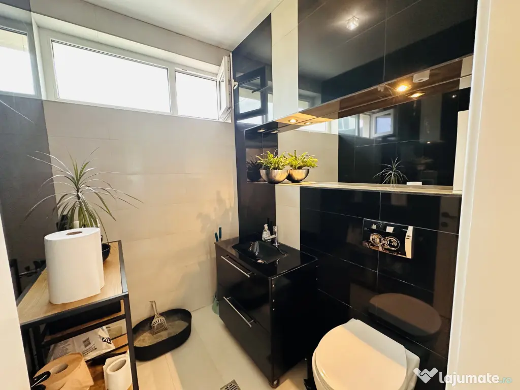 Vila superba 224 mp , 400 mp teren, individuala, str Orhidee