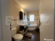 Apartament 3 camere, 60 mp, parcare, zona Sesul de Sus