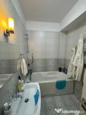 Apartament 2 camere transformat in 3, Tomis Plus 