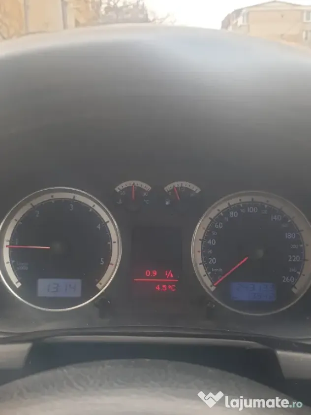 Volkswagen Bora Variant 1.9 TDI – fiabilă, economică, cârlig remorcare