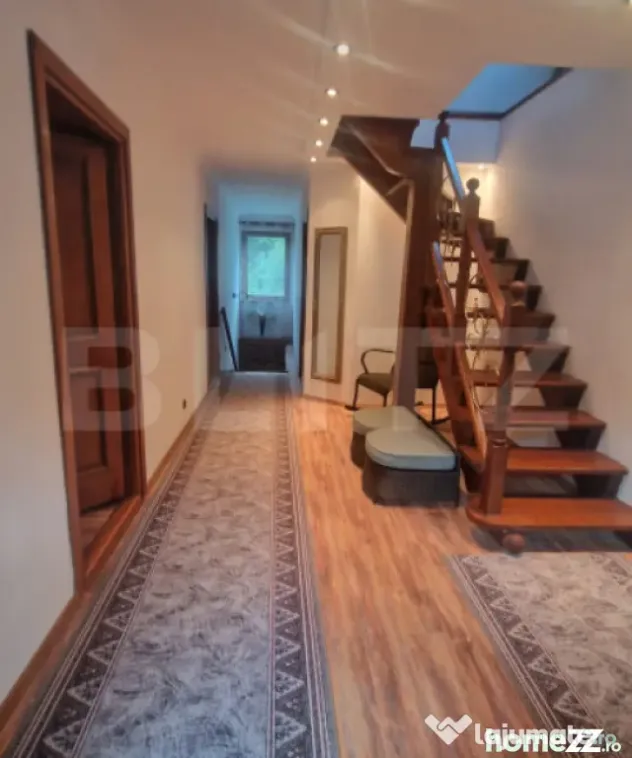 Vila in Moeciu de Sus - 12 camere teren 4780 mp - bonus 2000 - Moieciu (Brasov)