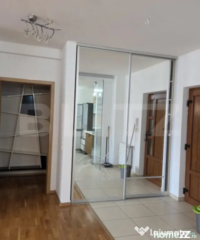 Apartament 3 camere, 2 băi, 100 mp – zona Dumbravita
