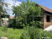 Casa la rosu, 1300mp , in Vinerea-Cugir 
