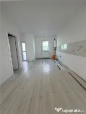 CASA INSIRUITA ( PE COLT ) - ZONA DE TOP - DORMITOR CU DRES 