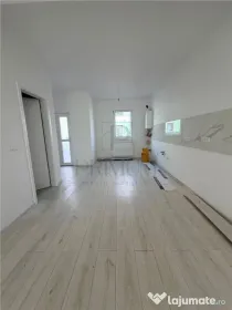 CASA INSIRUITA ( PE COLT ) - ZONA DE TOP - DORMITOR CU DRES