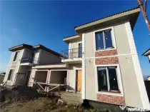 Duplex despartit prin garaj - personalizare interioara - toa