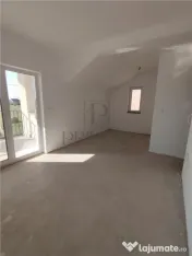 Duplex 5 camere - toate utilitatile - bucatarie inchisa 
