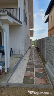 Duplex 5 camere - toate utilitatile - bucatarie inchisa 