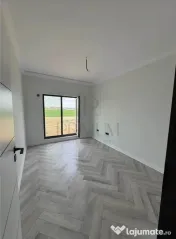 Duplex pe plan - 4 camere - toate utilitatile 