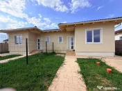 Duplex pe parter - zona buna - toate utilitatile 