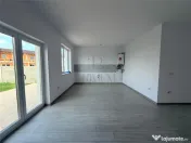 Duplex pe parter - zona buna - toate utilitatile 