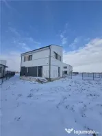 Duplex superb cu 4 dormitoare - teren 330 mp - locatie foart