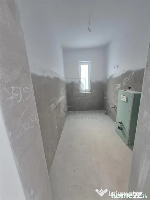 Duplex superb cu 4 dormitoare - teren 330 mp - locatie foart