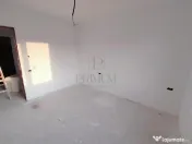 Duplex 5 camere - dormitor la parter - canalizare 