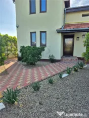 DUPLEX 5 CAMERE - ZONA LINISTITA - TOATE UTILITATILE - MOBIL 