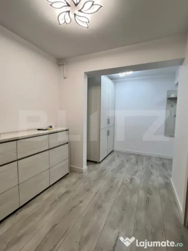 Apartament 2 camere, loc de parcare, zona Calea Moldovei