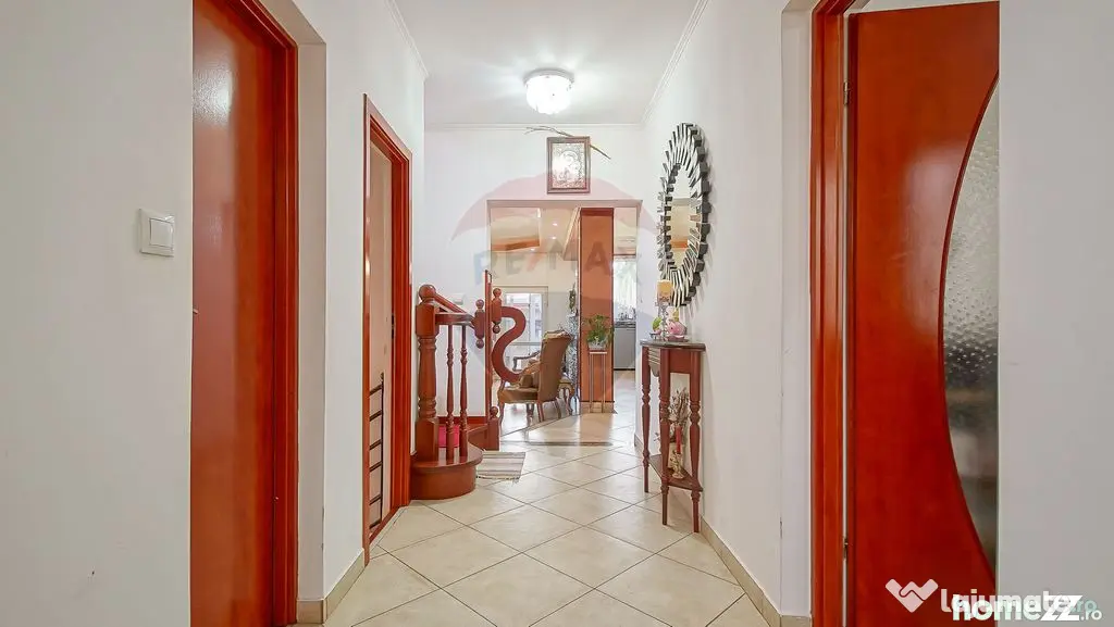 Comision 0%! Casa spațioasă Râșnov, zona case, str. H...