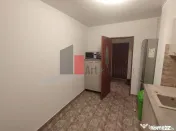 Prima închiriere apartament decomandat 3 camere - Bd. La... 