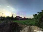 Teren cu acces facil la toate utilitățile lângă Bucur...