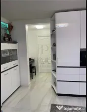 UMT - 2 CAMERE - ETAJ INTERMEDIAR - CENTRALA PROPRIE - MOBIL 