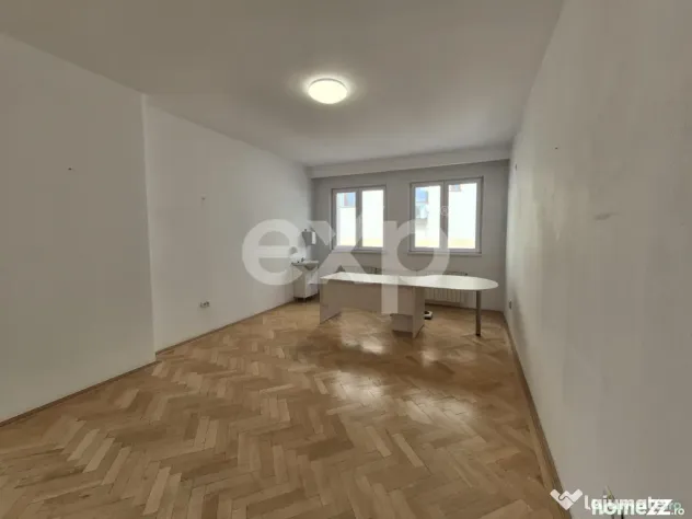 Dorobanți | Vilă reprezentativă de vanzare | Office •