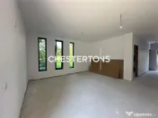 Vila moderna, 4 camere curte ,zona linistita, oportunitate 