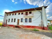 De vânzare „Casa Albă”, orașul Pecica, jud. Arad 