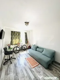 Apartament 2 camere, decomandat, etaj intermediar de vanzare