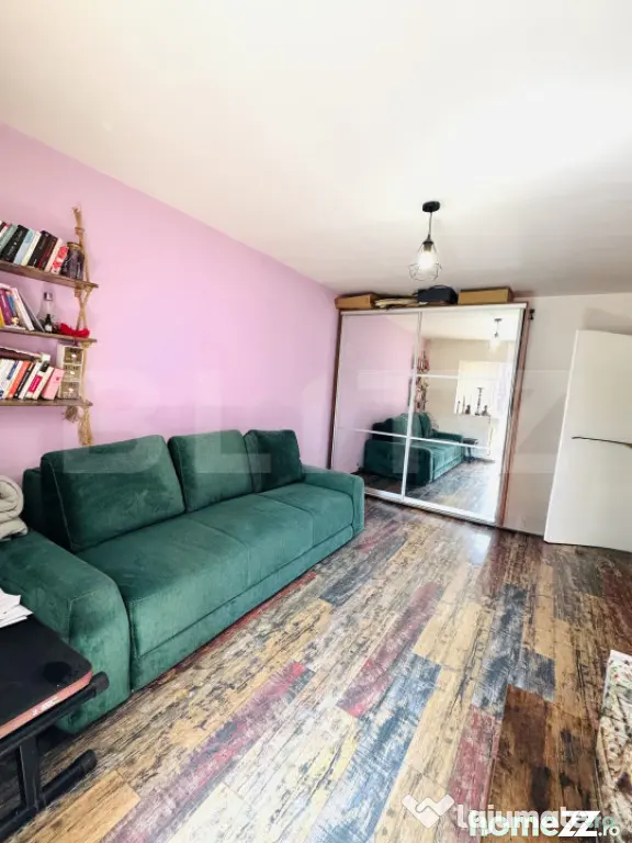 Apartament 2 camere, decomandat, etaj intermediar de vanzare - Brasov (Brasov)