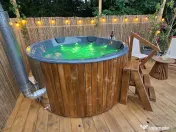 Ciubăr din fibră de sticlă 4-6 persoane | Jacuzzi | Hidromasaj 