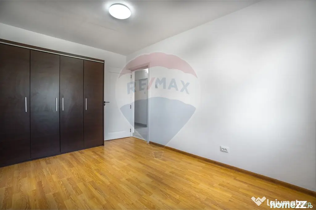 Apartament cu 4 camere de inchiriat |2 BAI | RACADAU| COM...