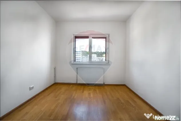 Apartament cu 4 camere de inchiriat |2 BAI | RACADAU| COM...