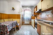 Apartament cu 4 camere de inchiriat |2 BAI | RACADAU| COM... 