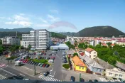Apartament cu 4 camere de inchiriat |2 BAI | RACADAU| COM... 