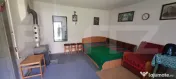 Proprietate cu potențial, casă + șură stejar și livadă 