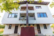 Casă / Vilă cu 6 camere de vânzare in Tartasesti, Damb... 