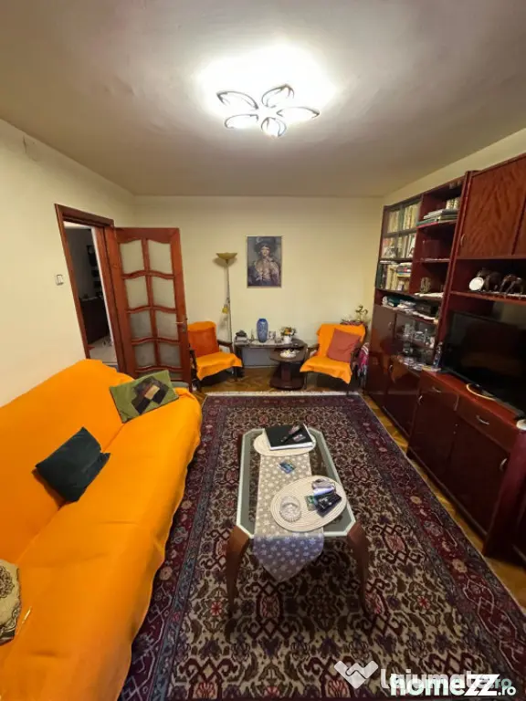 Apartament 3 Camere De Vanzare Tomis Nord - Constanța | 2 B